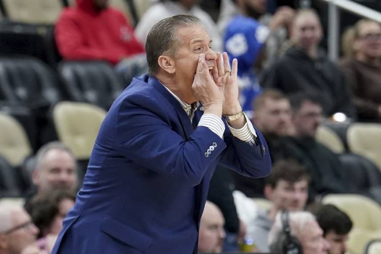 Kentucky coach John Calipari calls out to the team during the first half of a college basketball game against Oakland in the first round of the men's NCAA Tournament Thursday, March 21, 2024, in Pittsburgh.