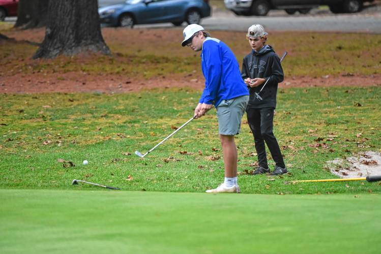 Turners Falls’ Joey Mosca putts on No. 9 at Thomas Memorial Golf & Country Club in Turners Falls on Tuesday.