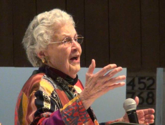 Renowned composer Alice Parker, pictured leading a singing program, has died at the age of 98.