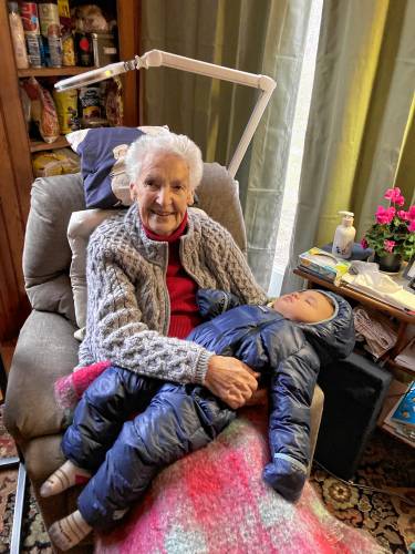 Hawley resident Alice Parker, a renowned composer, died in her home early on Dec. 24 at the age of 98. When carolers came to her home a week before her death, the visitor she savored the most was a baby who slept on her lap as the adults sang.