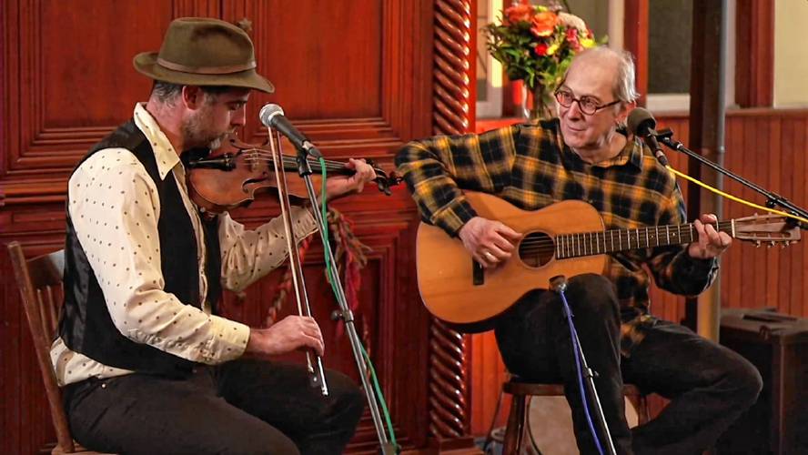 Temple Israel at 27 Pierce St. in Greenfield welcomes the Yiddish music duo Michael Alpert and Craig Judelman for both a workshop and concert this week.