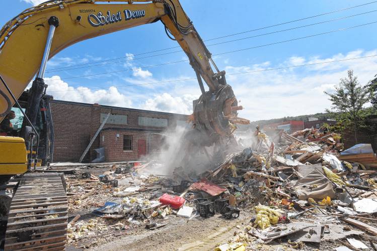 Dexter Park Innovation School in Orange is being demolished.